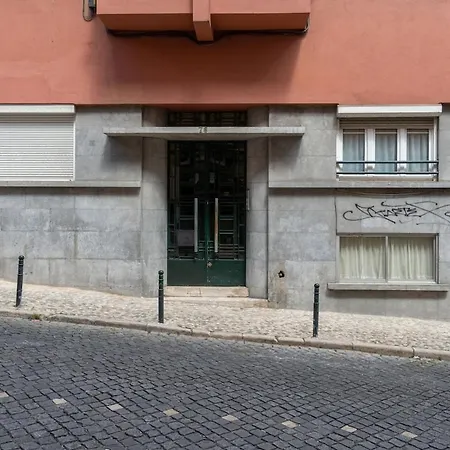 T2 With Ac And Patio Near Av Da Liberdade Apartment