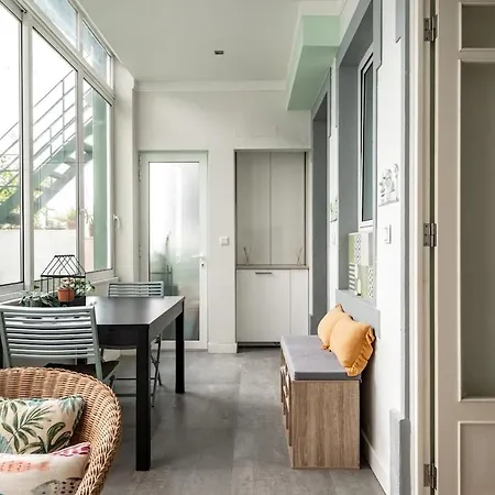T2 With Ac And Patio Near Av Da Liberdade *