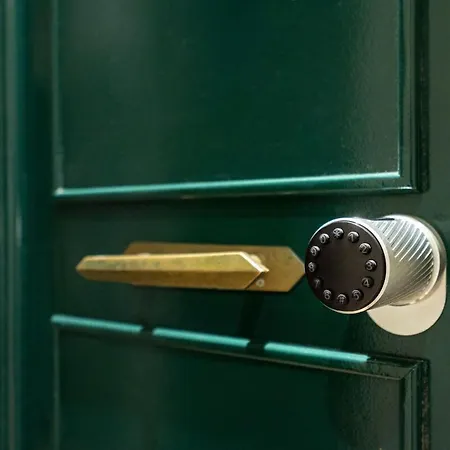 شقة T2 With Ac And Patio Near Av Da Liberdade By Lisbeyond *